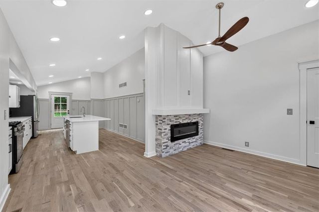 3111 W 43rd Avenue, Kansas City, KS 66103