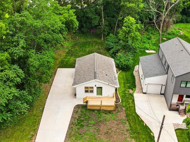 3111 W 43rd Avenue, Kansas City, KS 66103
