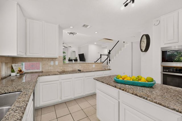 3400 Paint Brush Lane, Bedford, TX 76021