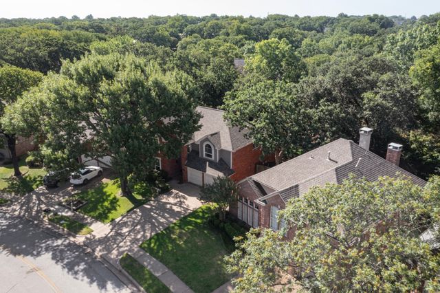 3400 Paint Brush Lane, Bedford, TX 76021