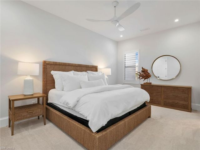 1749 Wavecrest CT, Marco Island, FL 34145