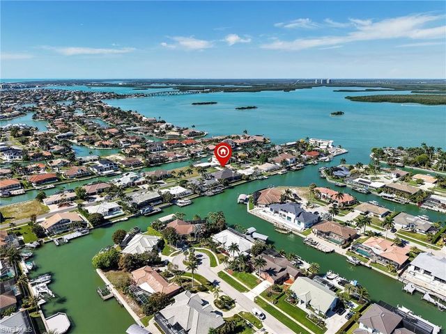 1749 Wavecrest CT, Marco Island, FL 34145