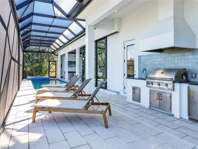 1749 Wavecrest CT, Marco Island, FL 34145