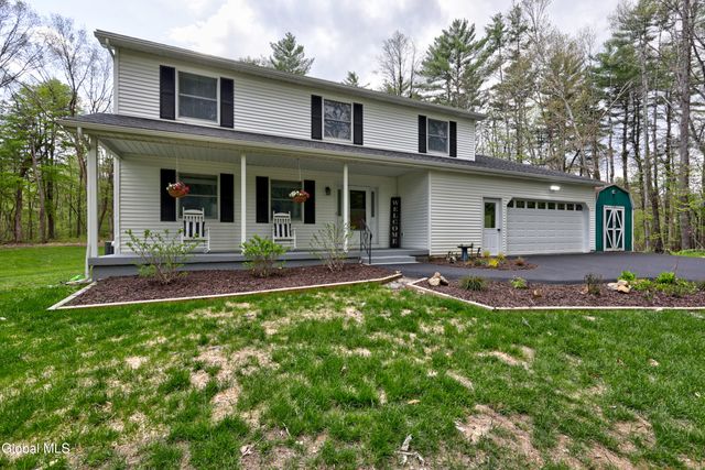 6 Pinebrook Drive, Milton, NY 12020