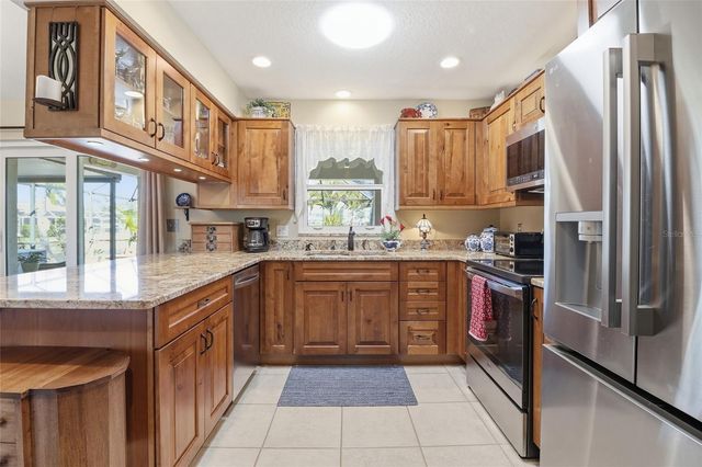 3619 78TH AVENUE E, Sarasota, FL 34243