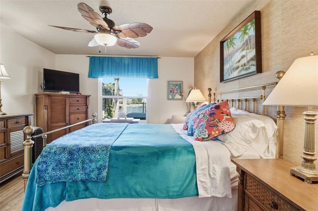 3619 78TH AVENUE E, Sarasota, FL 34243