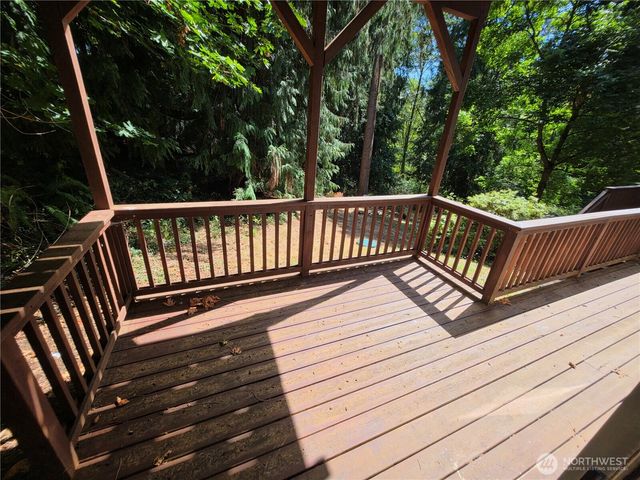 7905 Decatur Avenue, Clinton, WA 98236