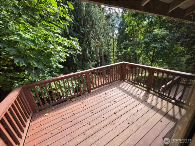 7905 Decatur Avenue, Clinton, WA 98236