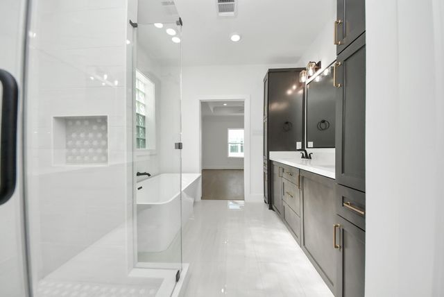 927 Fisher Street A, Houston, TX 77018