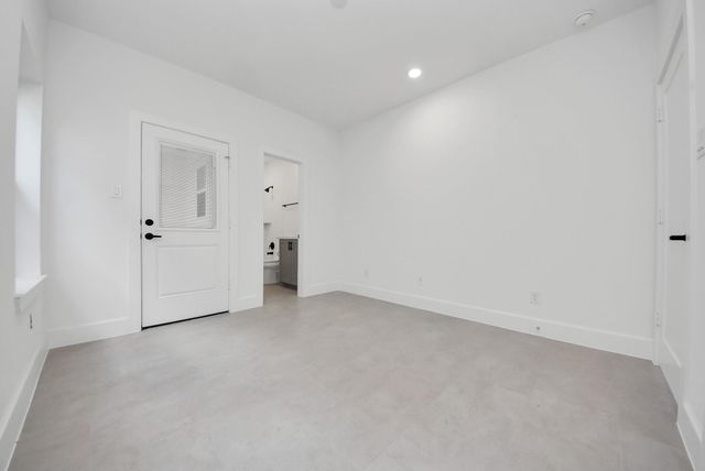 927 Fisher Street A, Houston, TX 77018
