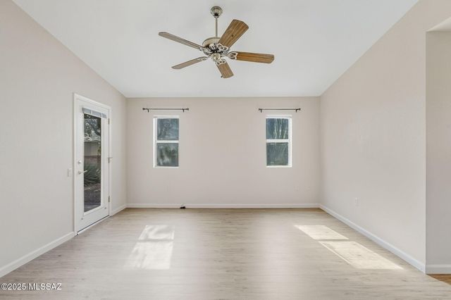 819 W Welcome Way, Green Valley, AZ 85614