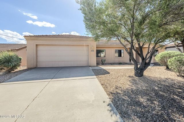 819 W Welcome Way, Green Valley, AZ 85614