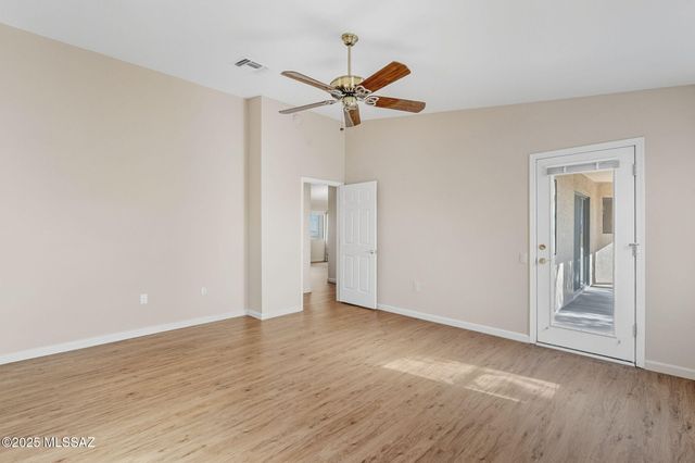 819 W Welcome Way, Green Valley, AZ 85614