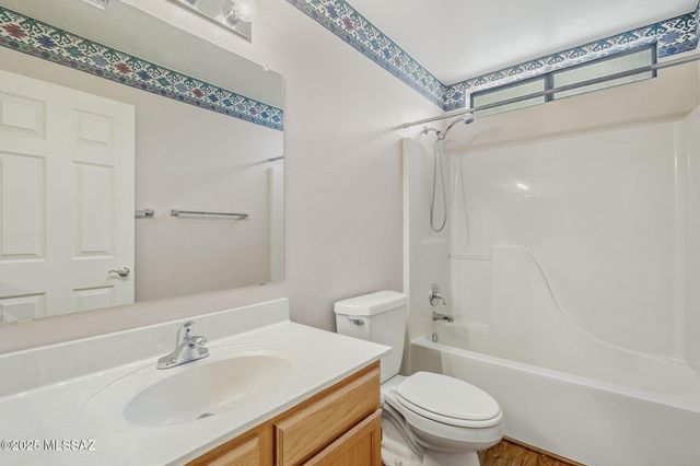 819 W Welcome Way, Green Valley, AZ 85614