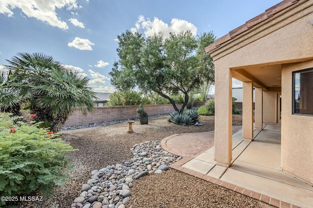 819 W Welcome Way, Green Valley, AZ 85614