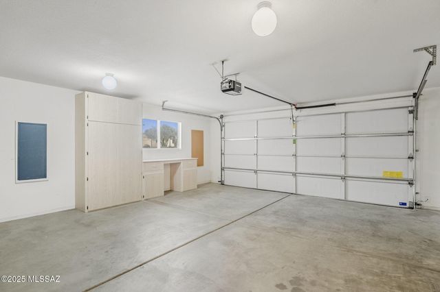 819 W Welcome Way, Green Valley, AZ 85614