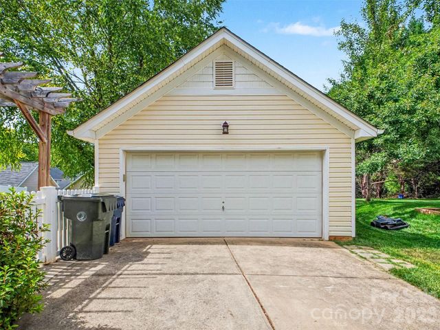10139 Caldwell Depot Road, Cornelius, NC 28031