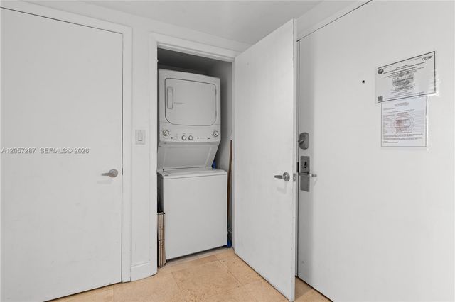 17375 Collins Ave 1108, Sunny Isles Beach, FL 33160