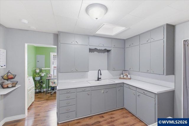 2355 Hyde St SE, Salem, OR 97301