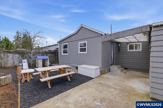 2355 Hyde St SE, Salem, OR 97301