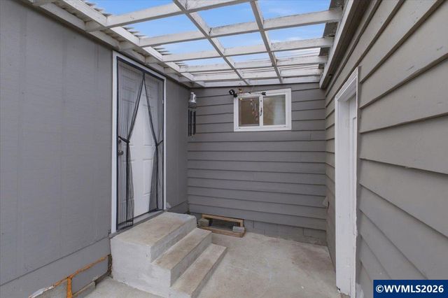 2355 Hyde St SE, Salem, OR 97301