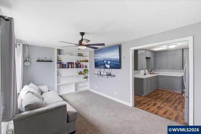 2355 Hyde St SE, Salem, OR 97301