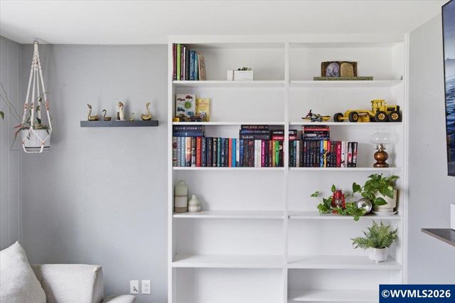 2355 Hyde St SE, Salem, OR 97301