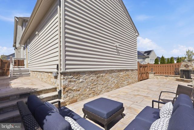 22951 WEYBRIDGE SQ, Broadlands, VA 20148