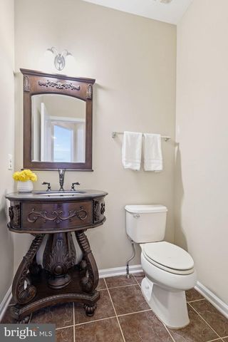 22951 WEYBRIDGE SQ, Broadlands, VA 20148