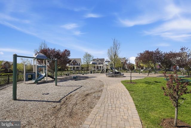 22951 WEYBRIDGE SQ, Broadlands, VA 20148