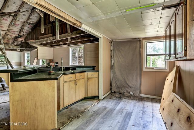 4138 Richardson Cove Rd, Sevierville, TN 37876