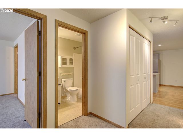 402 Se 5TH Cir, Battle Ground, WA 98604