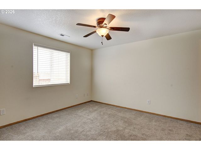 402 Se 5TH Cir, Battle Ground, WA 98604