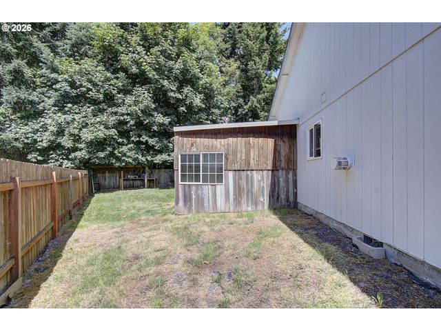 402 Se 5TH Cir, Battle Ground, WA 98604
