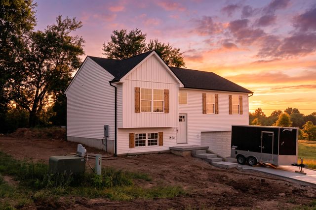 102 Avalon Drive, Williamstown, KY 41097