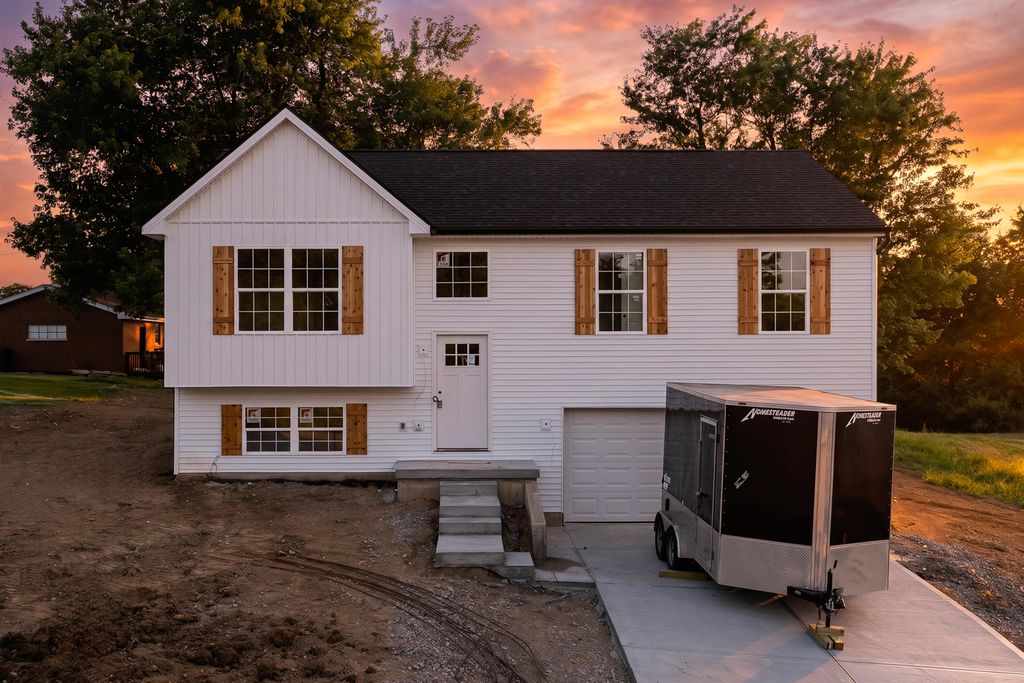 102 Avalon Drive, Williamstown, KY 41097