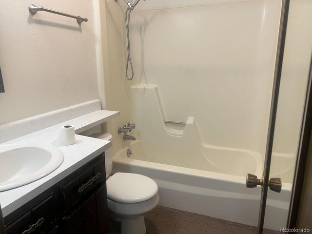 2905 S Vaughn Way, Aurora, CO 80014