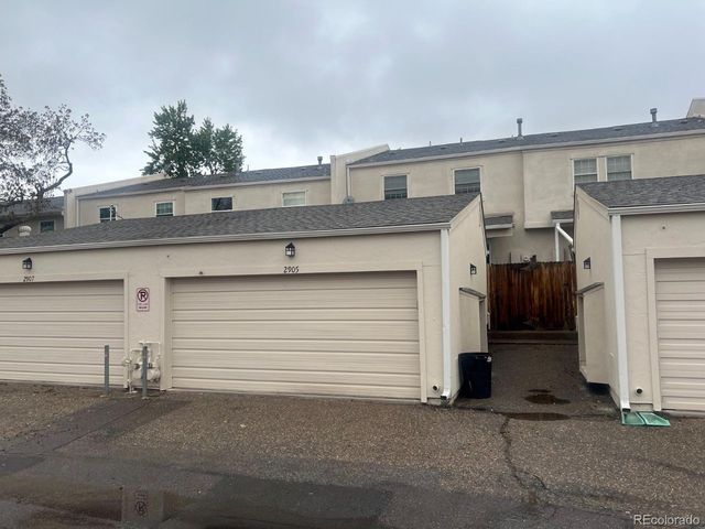 2905 S Vaughn Way, Aurora, CO 80014
