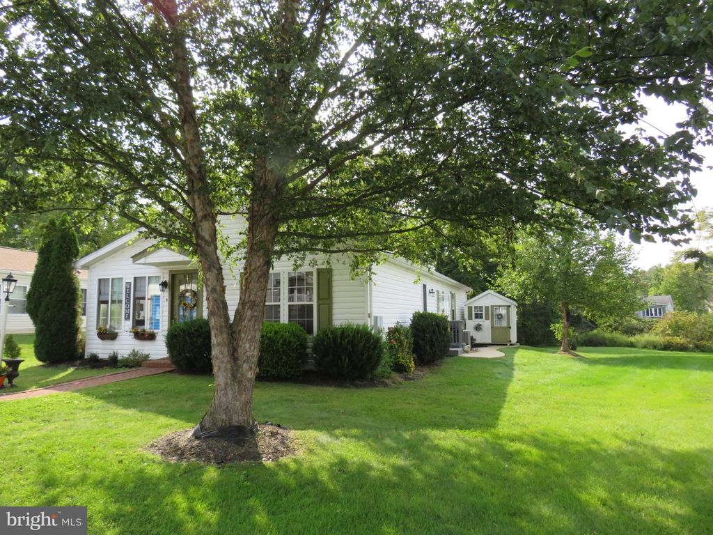 485 GOLDENROD XING W, NEW HOPE, PA 18938 — photo 2