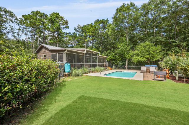8013 Little Britton Road, Hollywood, SC 29449