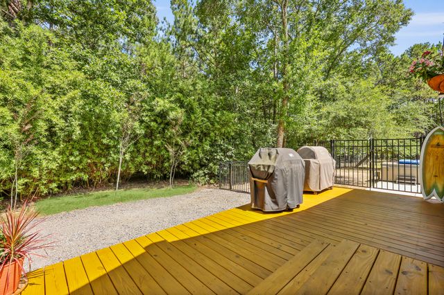 8013 Little Britton Road, Hollywood, SC 29449