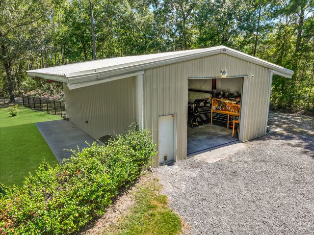 8013 Little Britton Road, Hollywood, SC 29449