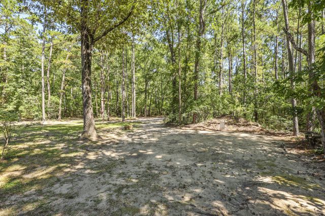 8013 Little Britton Road, Hollywood, SC 29449