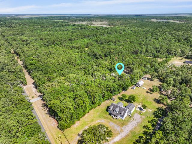 8013 Little Britton Road, Hollywood, SC 29449