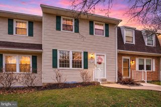 181 FOX DR #181, York, PA 17403