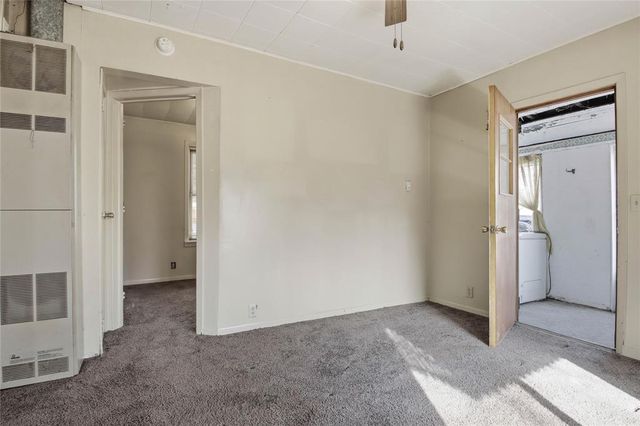 1127 E Madison Street, Eau Claire, WI 54703