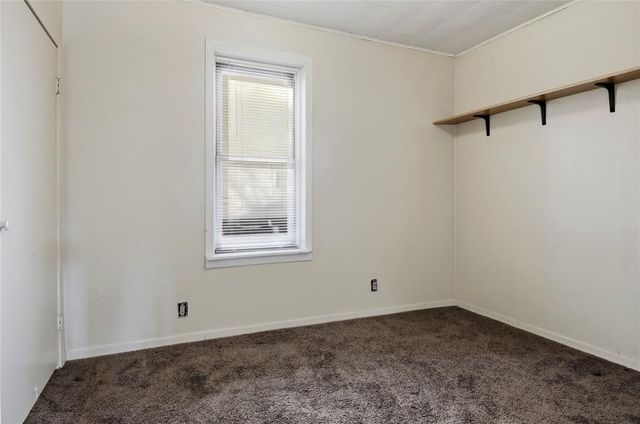 1127 E Madison Street, Eau Claire, WI 54703