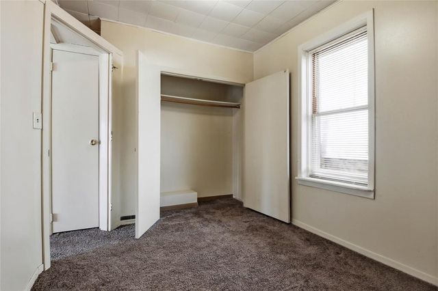 1127 E Madison Street, Eau Claire, WI 54703