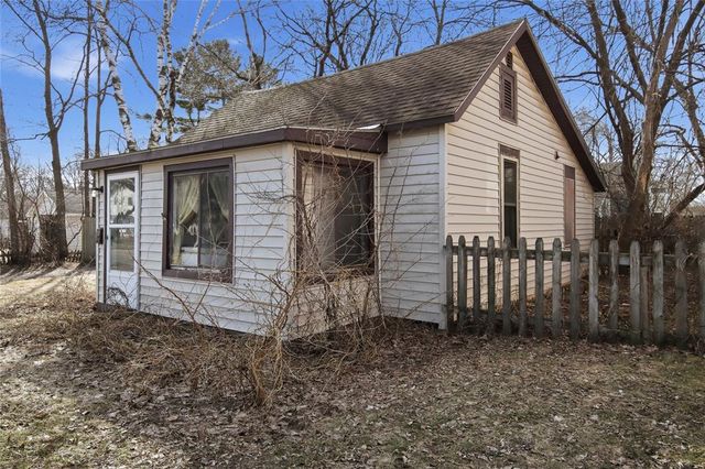 1127 E Madison Street, Eau Claire, WI 54703