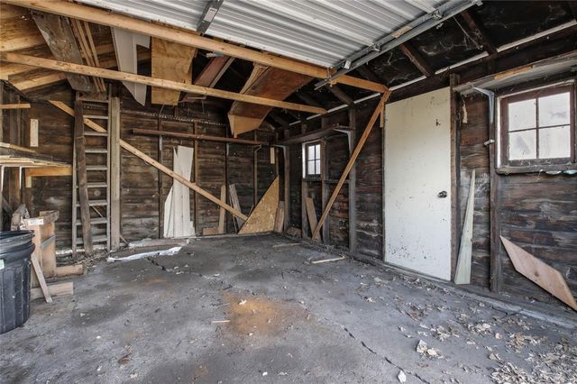 1127 E Madison Street, Eau Claire, WI 54703